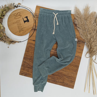 Hoodie & Cordhose, Gr. 122